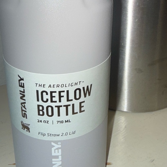 🖤 New Stanley The Ice Flow Flip Straw Water Bottle Jug Tumbler Ash - Picture 6 of 8